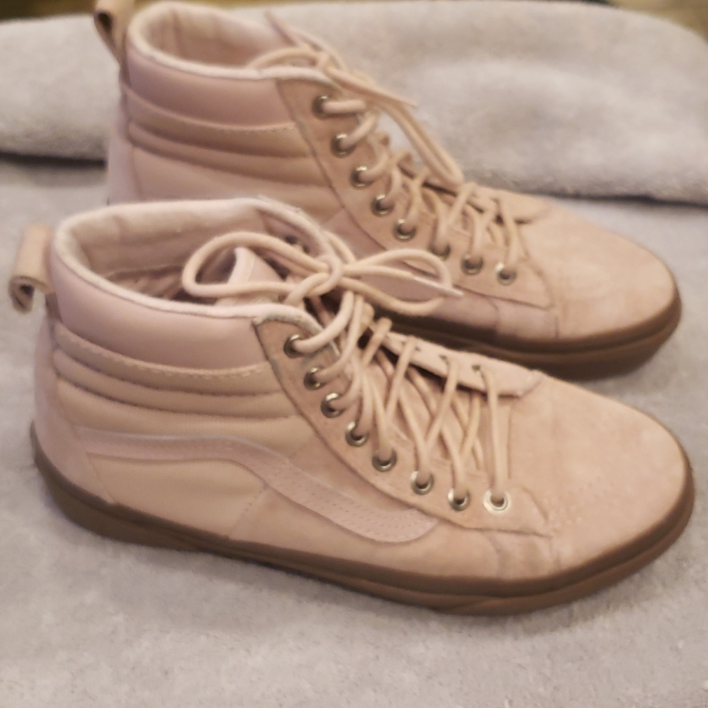 FINAL SALE Vans Sz W8.5 M7 shoes